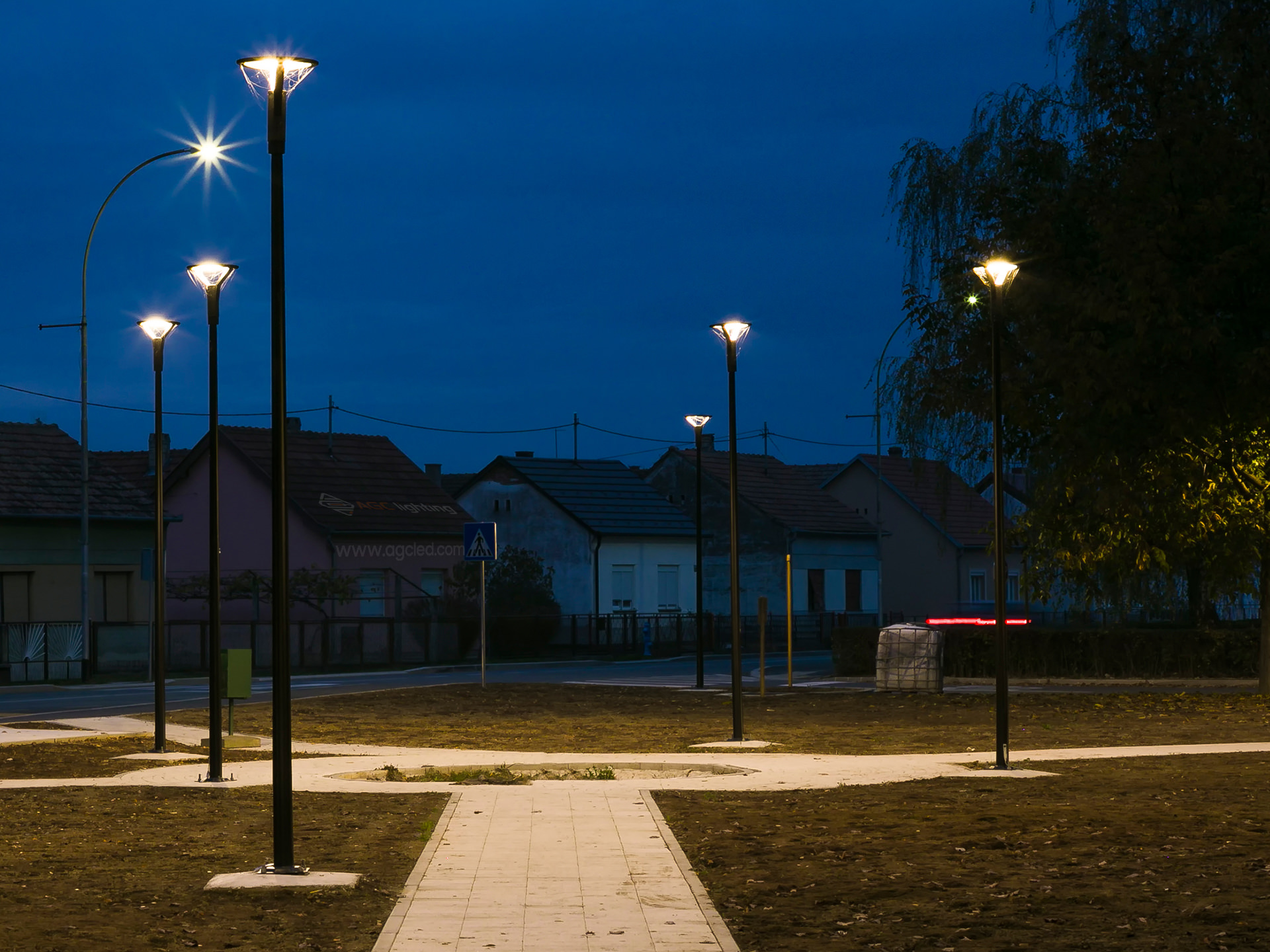 Urban & Residential Streets