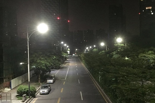 A Great Appeal of Smart LED Street Light System with Temperature Test Function