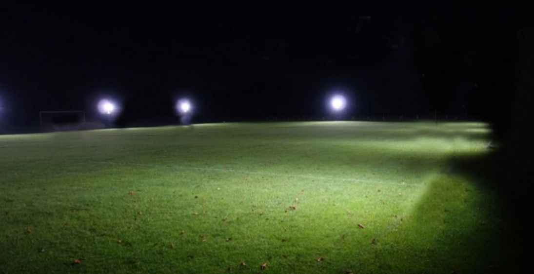 portable led  owrk light on sports field