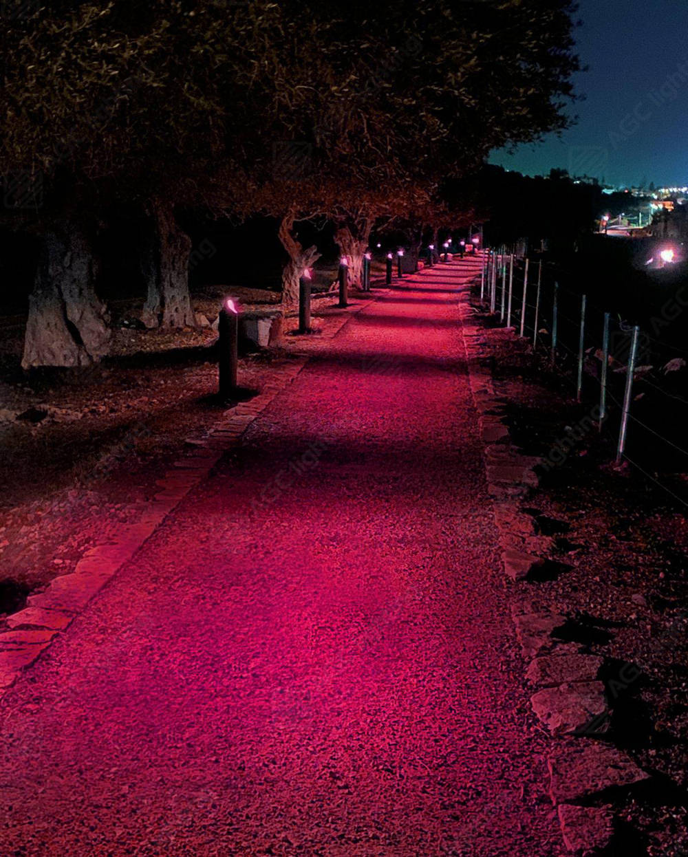 sea side bollard light red amber