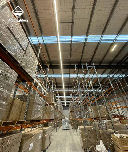 LED Integrated Design Linear Trunking System: Redefining Warehouse Lighting
