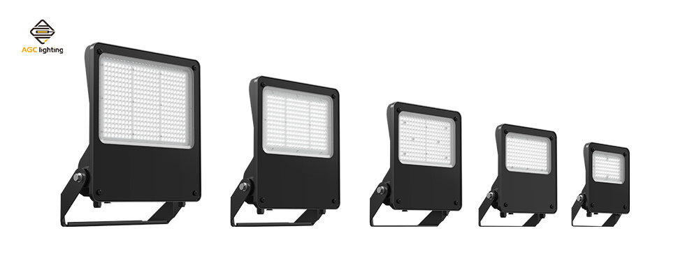 FL44 LED flood light for shipboard lighting