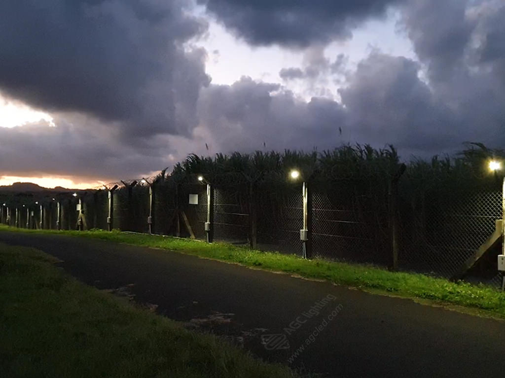 10w flood light install on perimeter fence