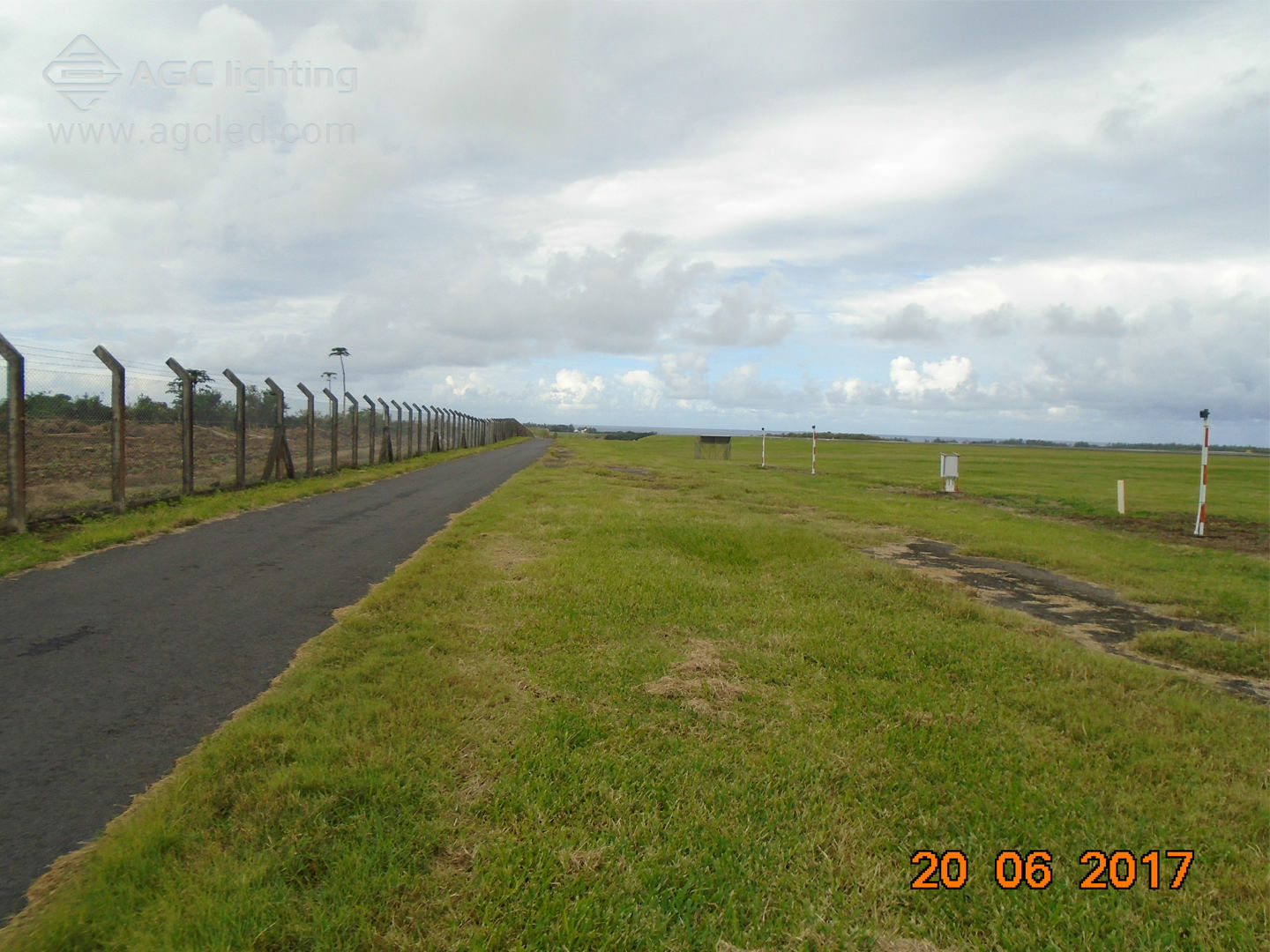 5000k Ra70 flood light on perimeter fence