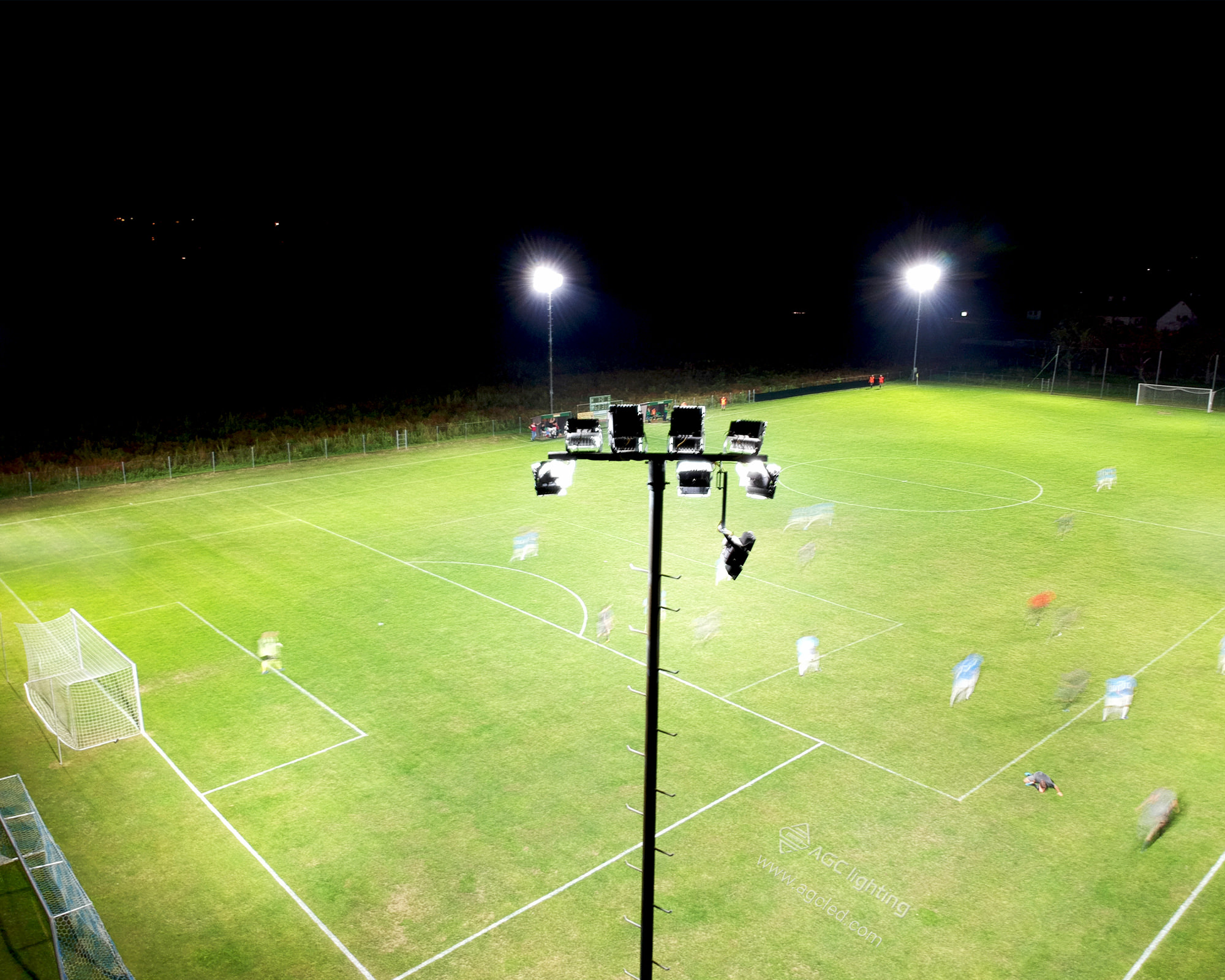 600w flood light in sports field