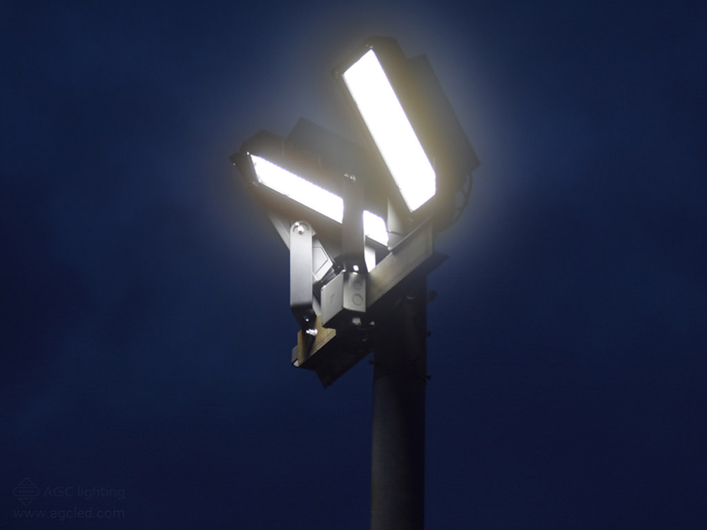 high mast flood light in soccer field