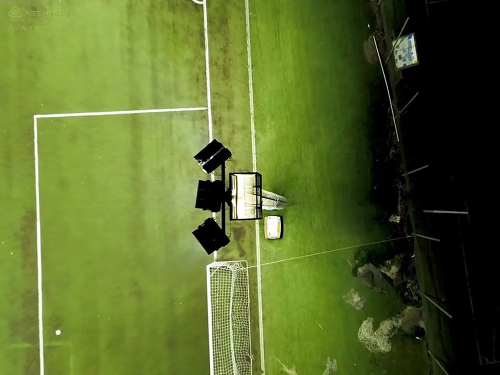 15m height flood light in football field