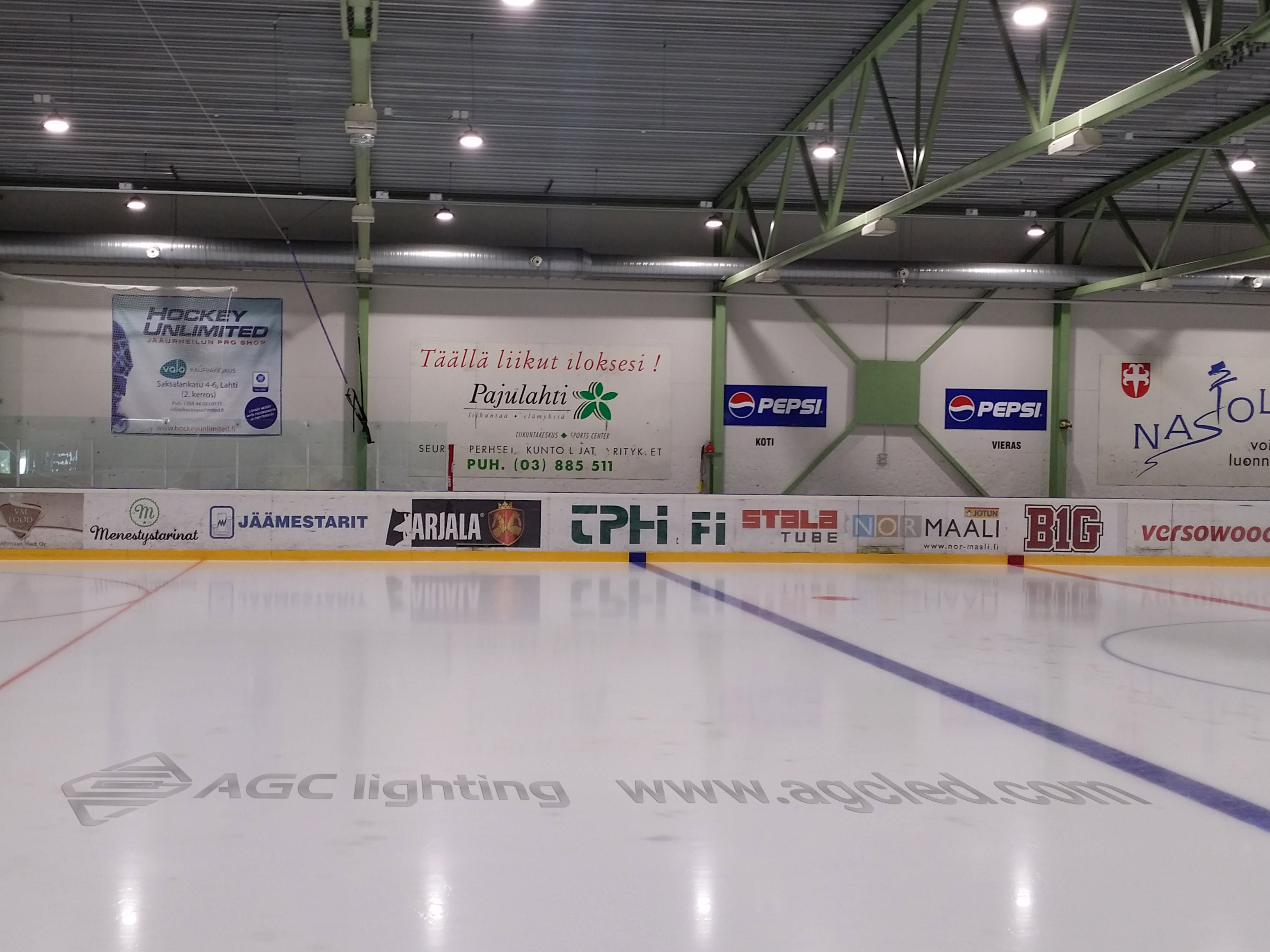 200W High Bay Light in Ice Hockey Rink