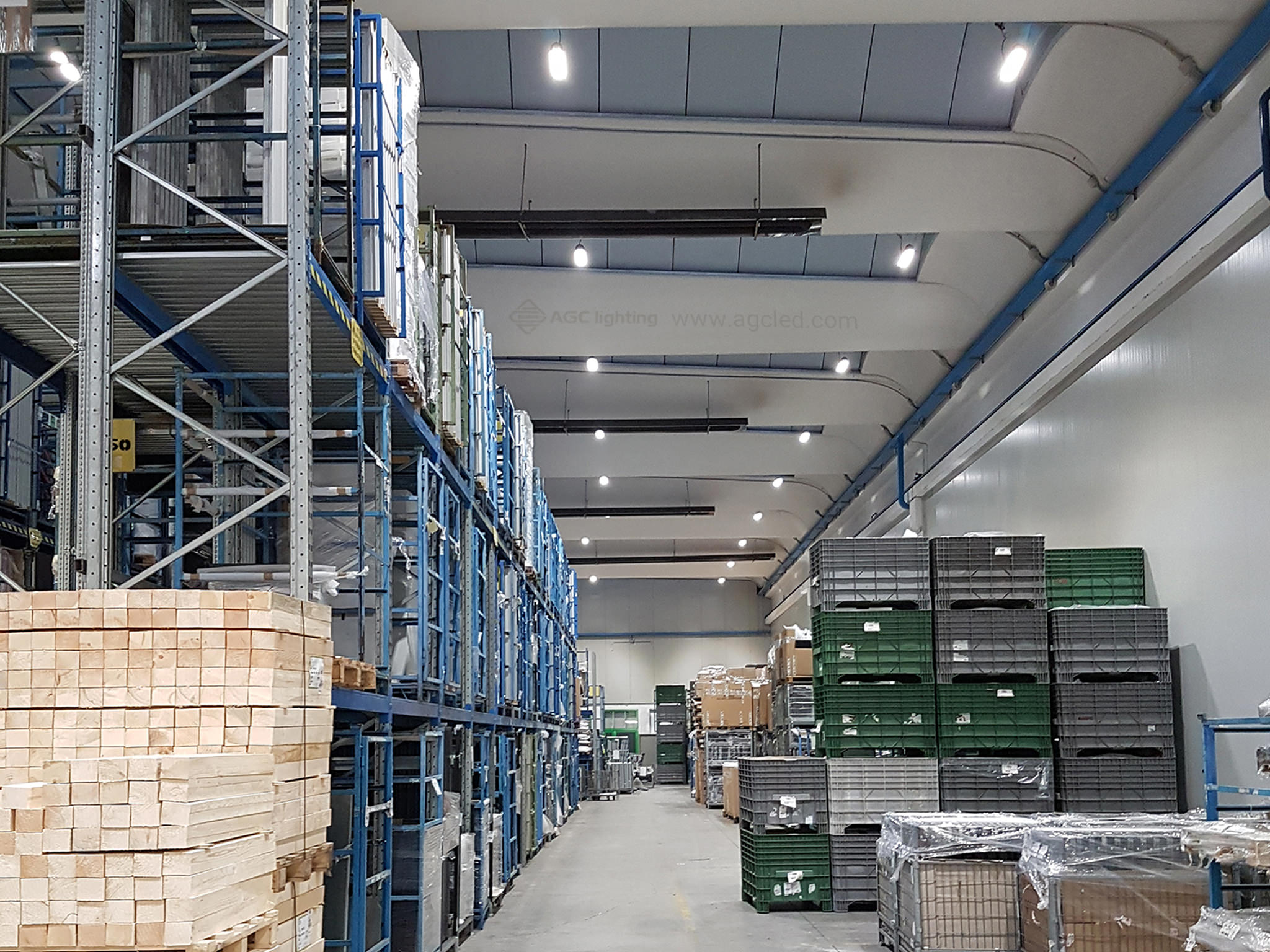 linear light &high bay light warehouse application