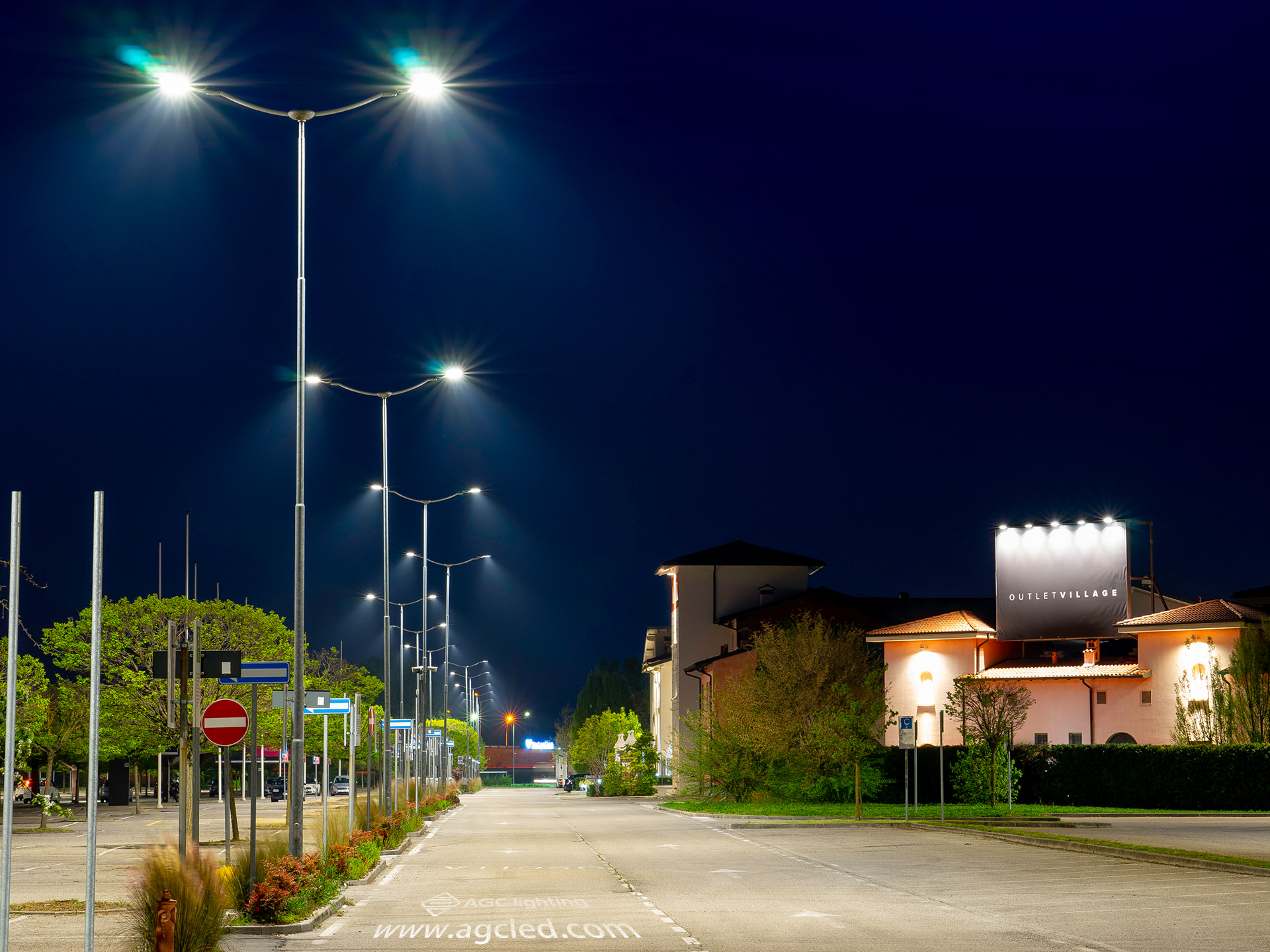 Outlet Parking Lot 150W Ra80 3000K Street Light