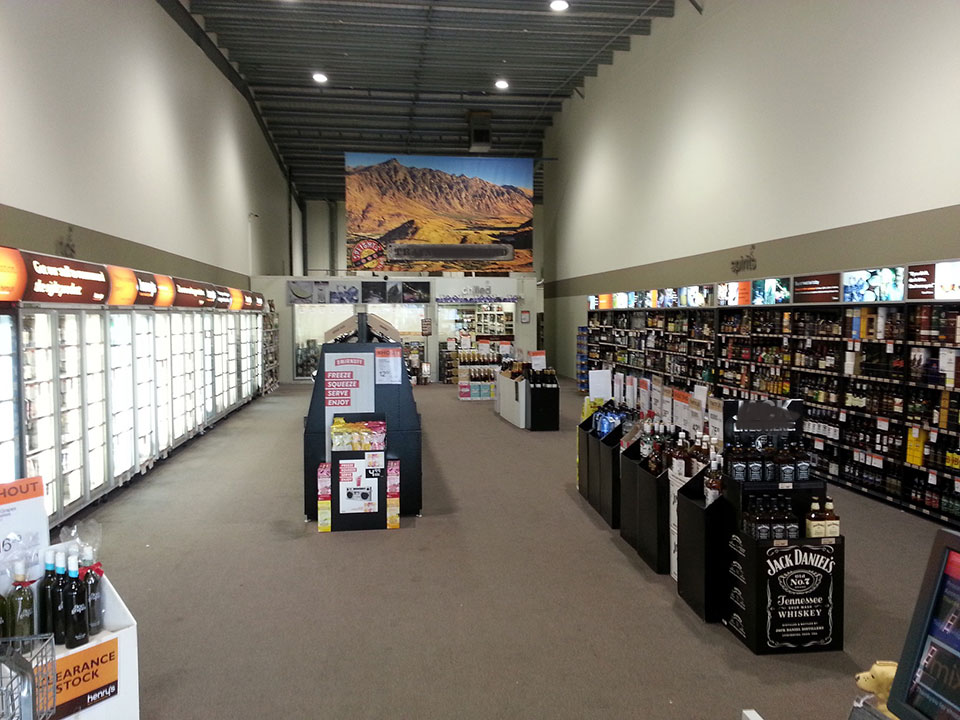 10pcs-100W-high-bay-installed-in-store