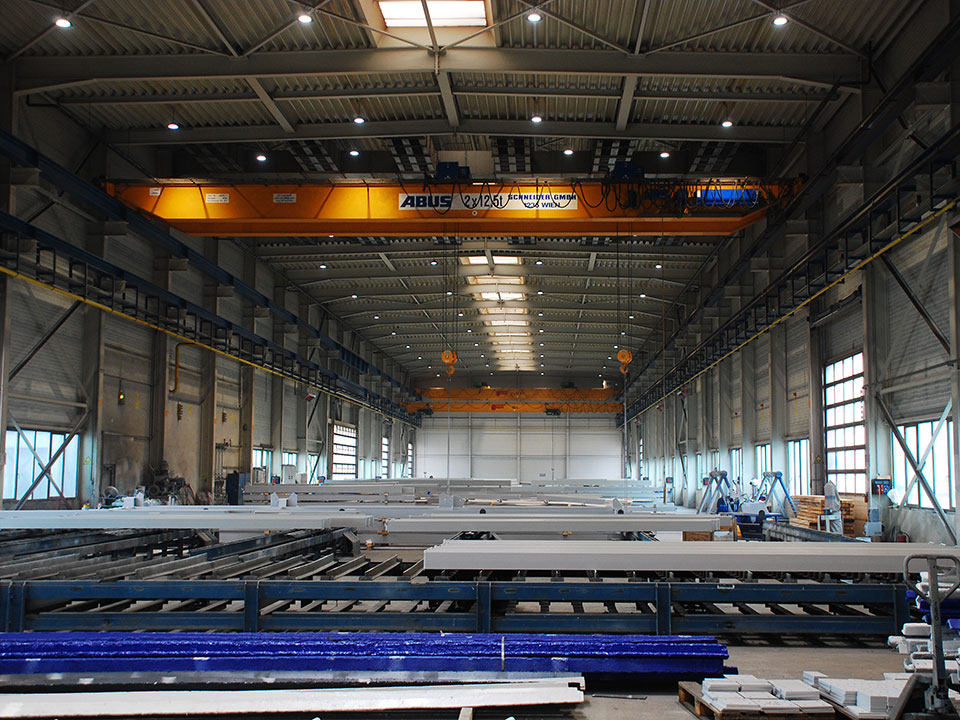 490pcs-HiCloud-high-bay-in-a-big-project