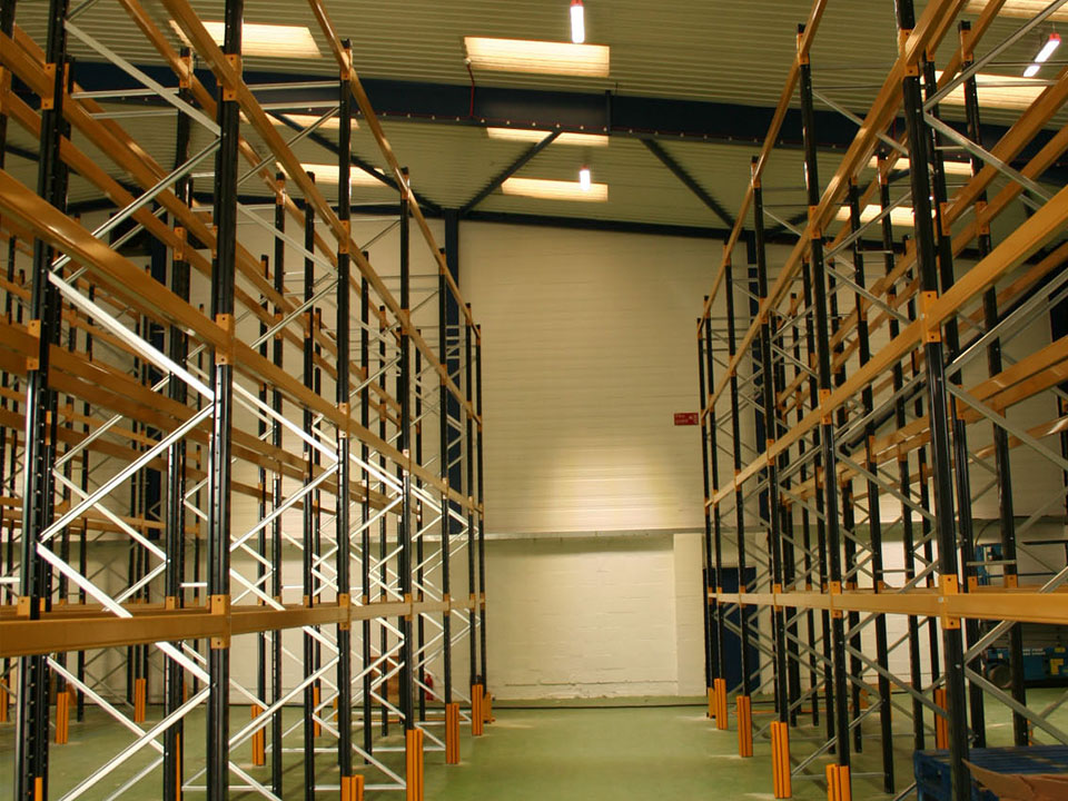 HiRack-linear-high-bay-installed-in-UK